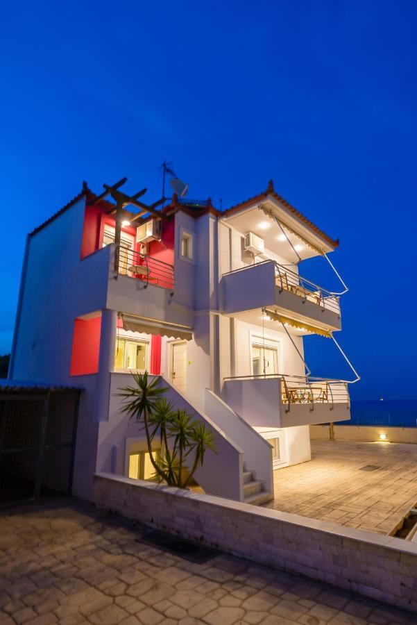 Lemoni Luxury Residence In Front Of The Sea Kechries Exterior foto