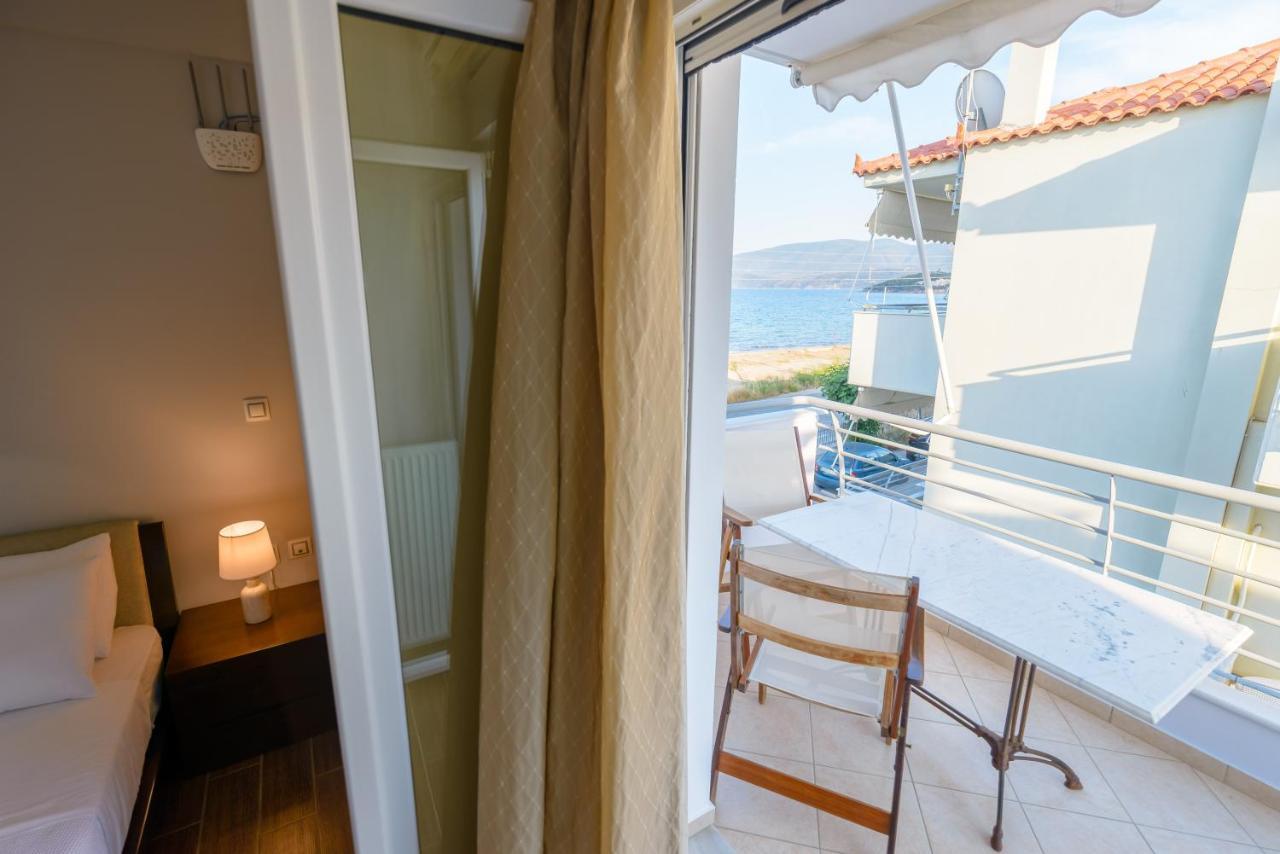 Lemoni Luxury Residence In Front Of The Sea Kechries Exterior foto