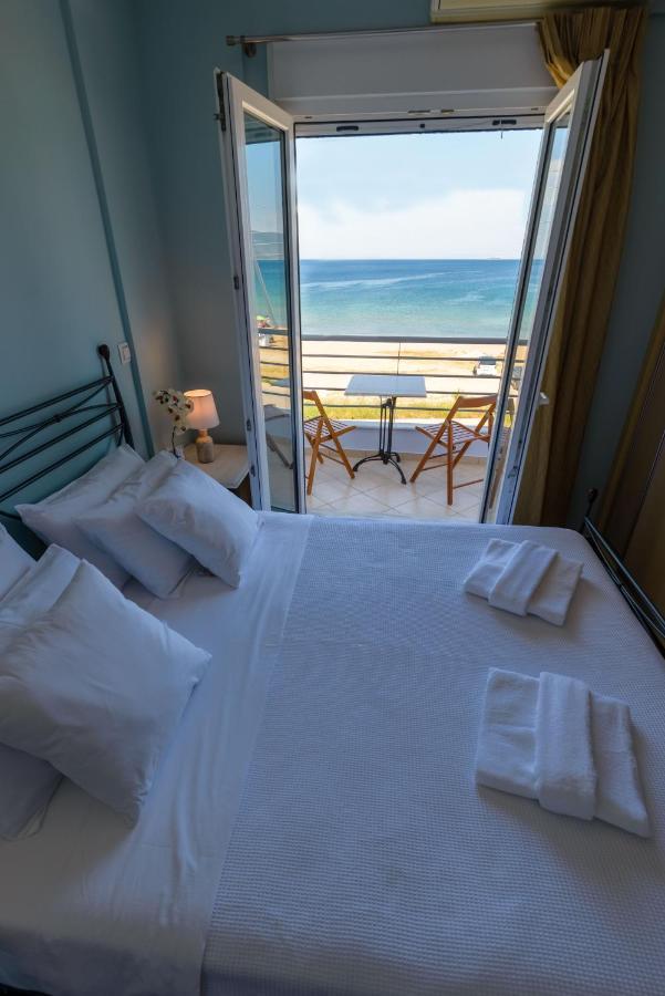 Lemoni Luxury Residence In Front Of The Sea Kechries Exterior foto